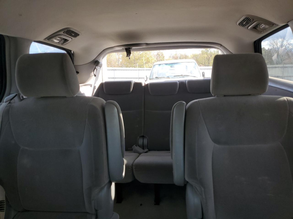 Toyota SIENNA CE 2004 из США