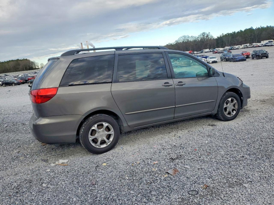 Toyota SIENNA CE 2004 — Copart