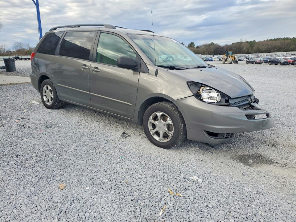 Toyota SIENNA CE 2004 — Copart