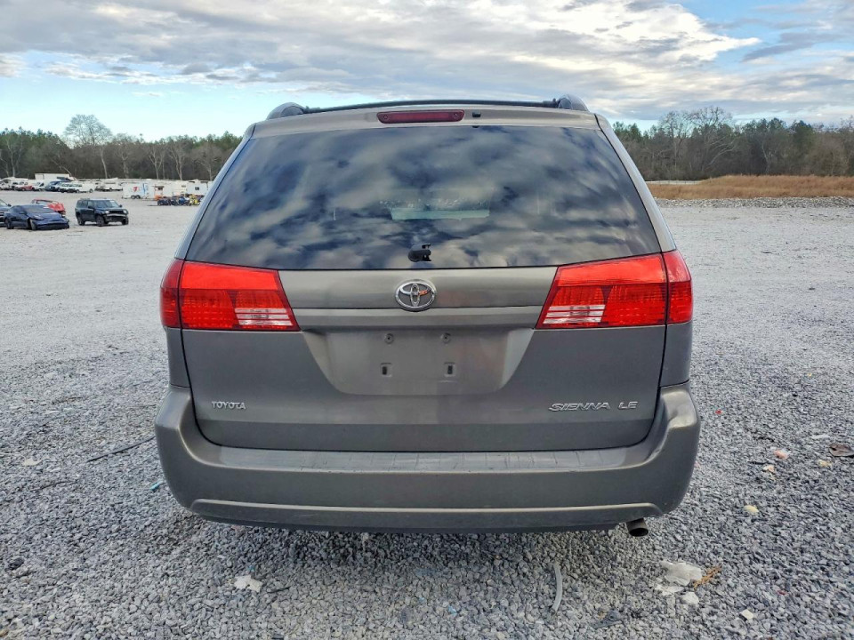 Toyota SIENNA CE 2004 — Copart