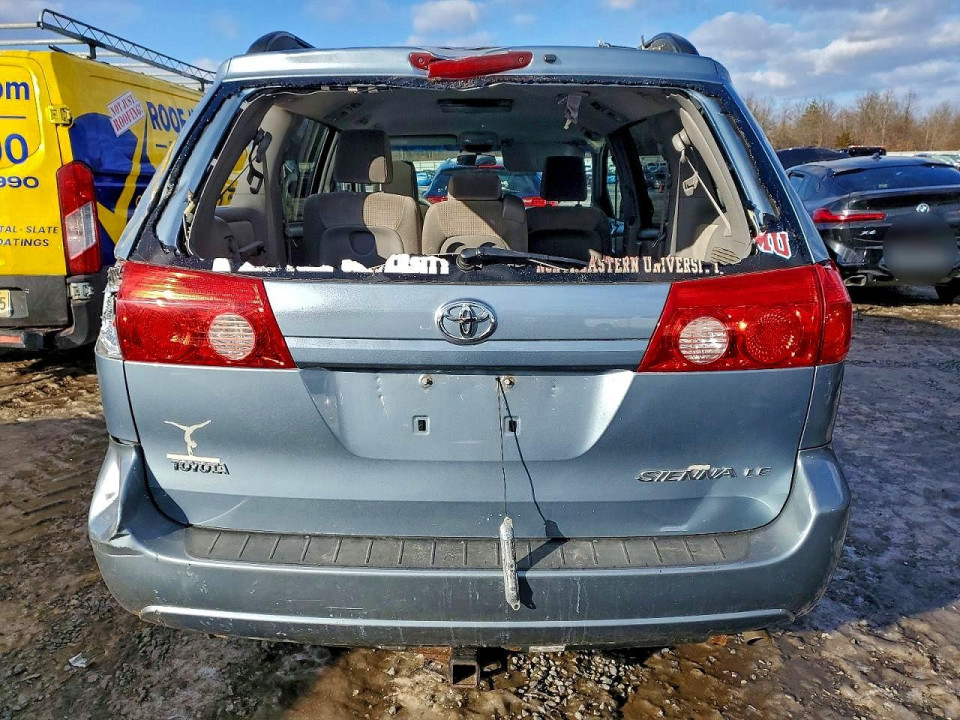 Toyota SIENNA CE 2010 — Copart