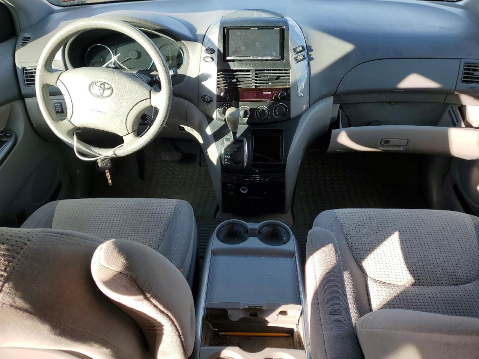 Toyota SIENNA CE 2010 — Copart