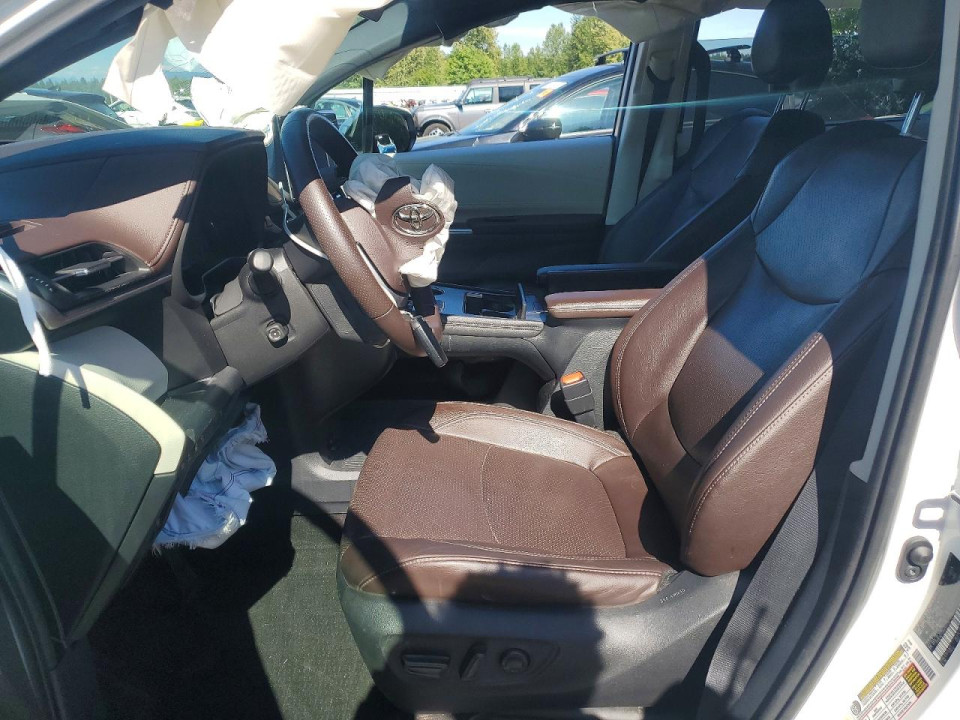 Toyota SIENNA PLATINUM 7-PASSENGER 2021 — Copart