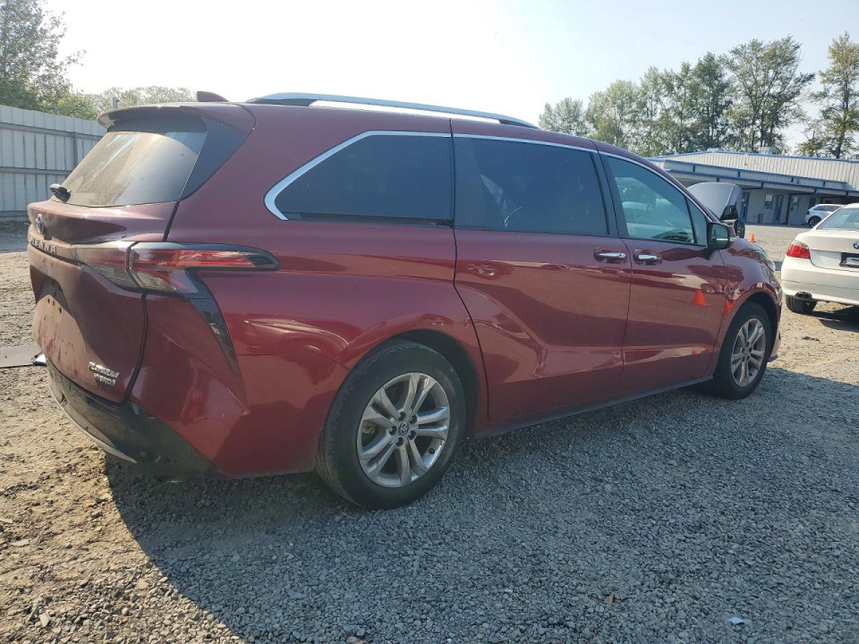 Toyota SIENNA PLATINUM 7-PASSENGER 2022 — Copart