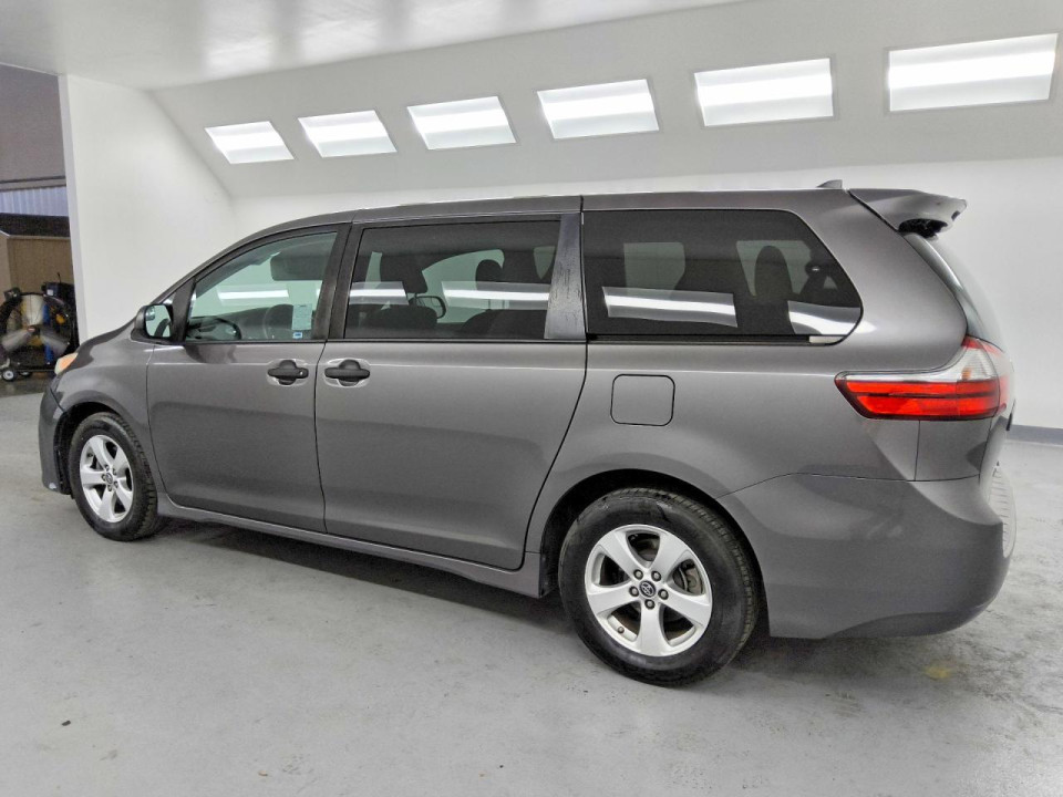 Toyota SIENNA 2020 — Copart
