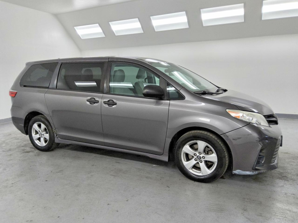 Toyota SIENNA 2020 — Copart
