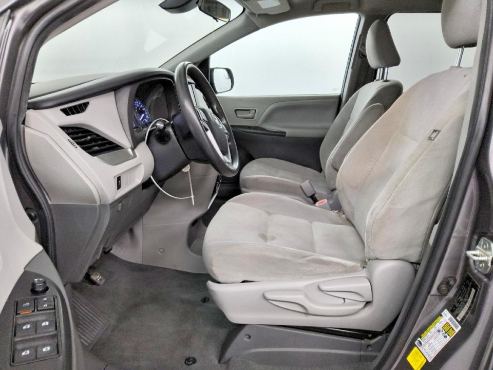 Toyota SIENNA 2020 — Copart