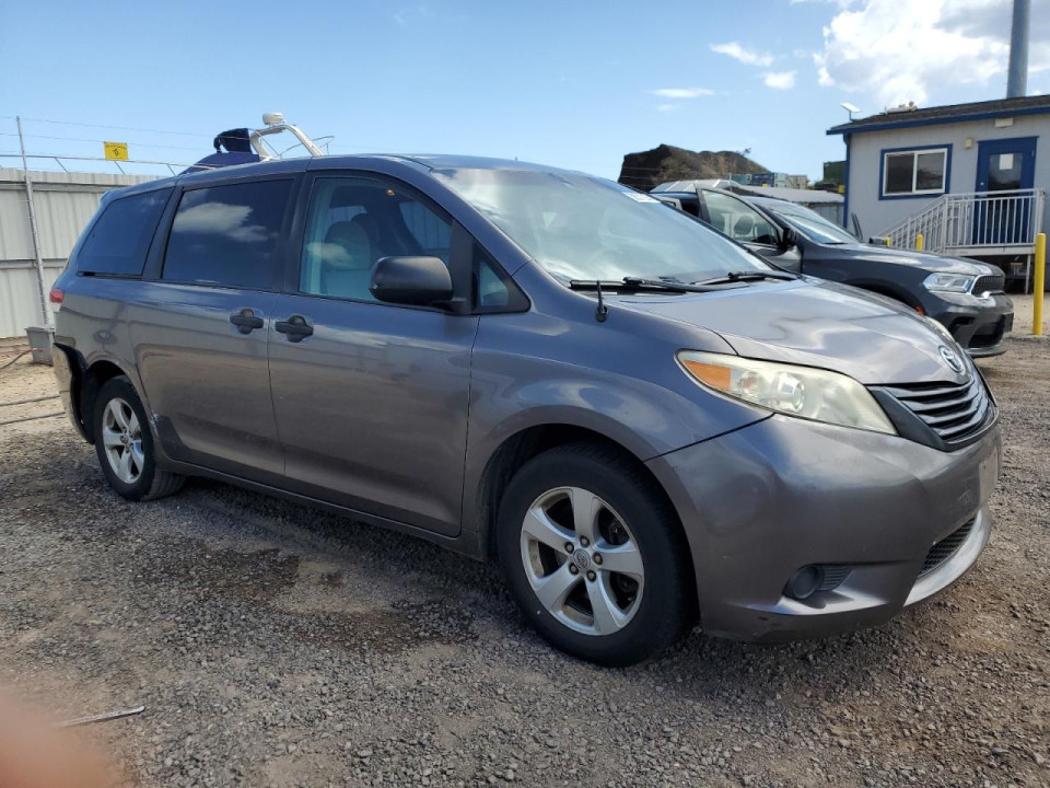 Toyota SIENNA 2011 — Copart