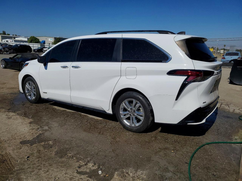 Toyota SIENNA 2021 — Copart