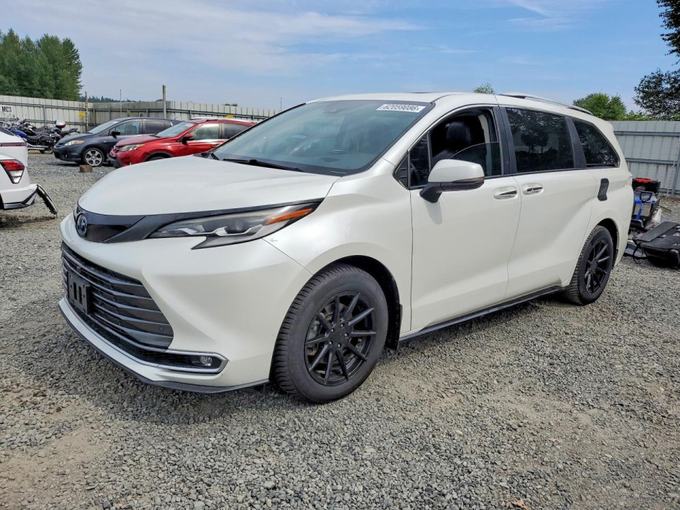Toyota SIENNA 2021 — Copart