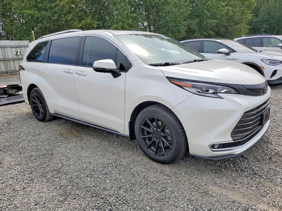 Toyota SIENNA 2021 — Copart