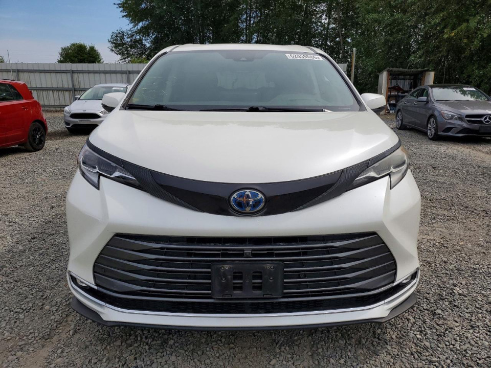 Toyota SIENNA 2021 — Copart
