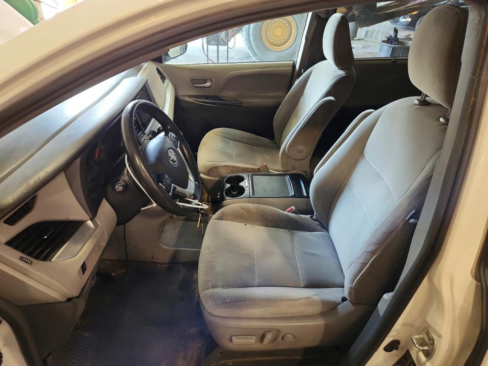 Toyota SIENNA 2017 — Copart