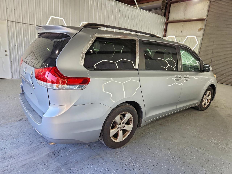 Toyota SIENNA 2014 — Copart