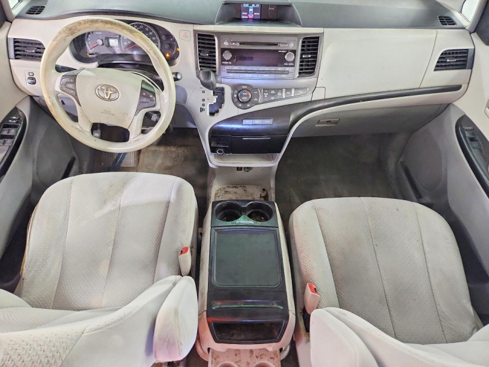 Toyota SIENNA 2014 — Copart