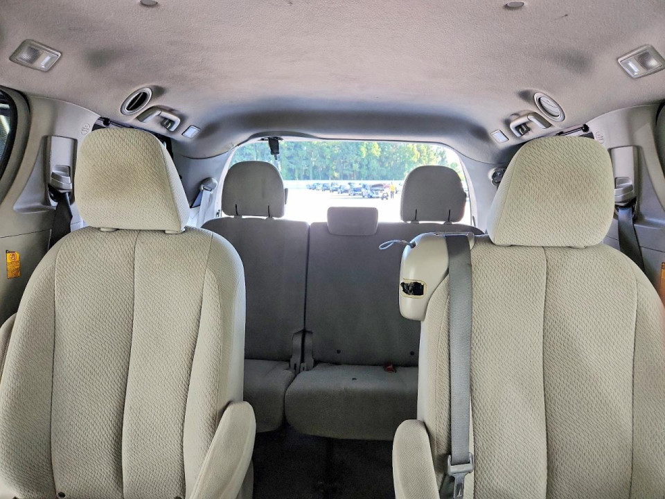 Toyota SIENNA 2014 — Copart