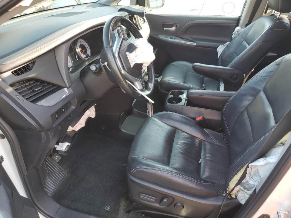 Toyota SIENNA 2016 — Copart