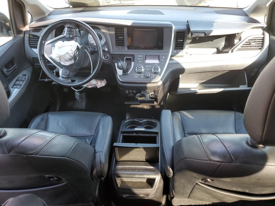 Toyota SIENNA 2016 — Copart