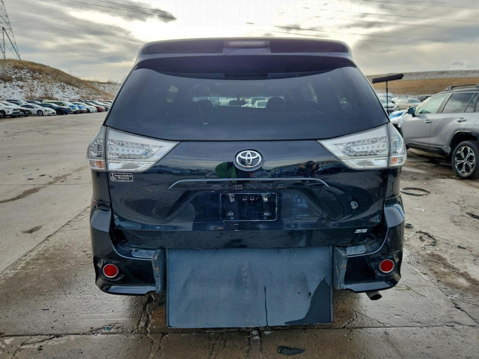 Toyota SIENNA 2016 — Copart