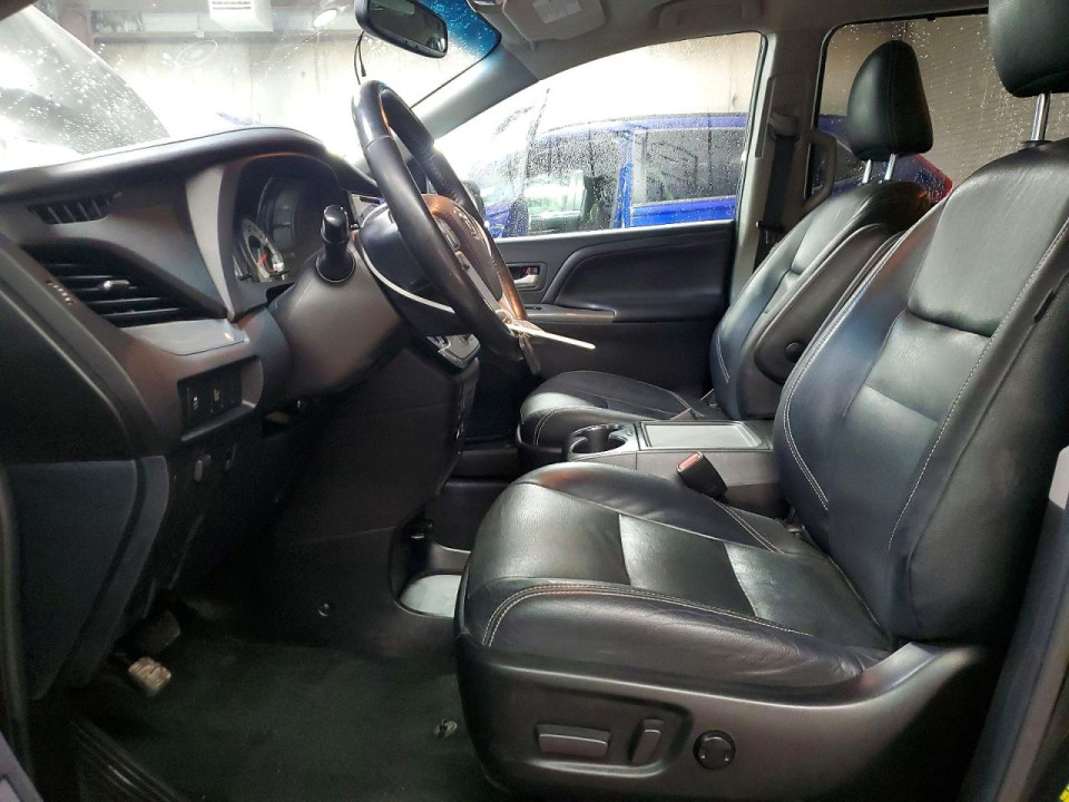 Toyota SIENNA 2017 — Copart