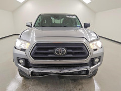Toyota TACOMA 2021
