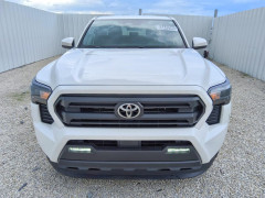 Toyota TACOMA 2024