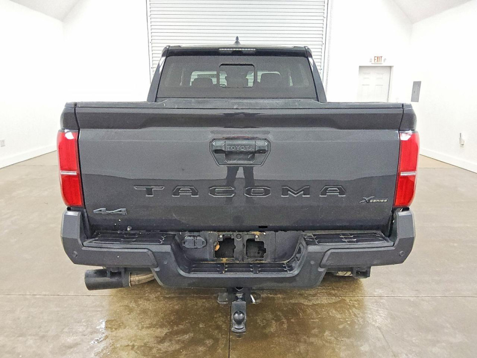 Toyota TACOMA 2024 — Copart
