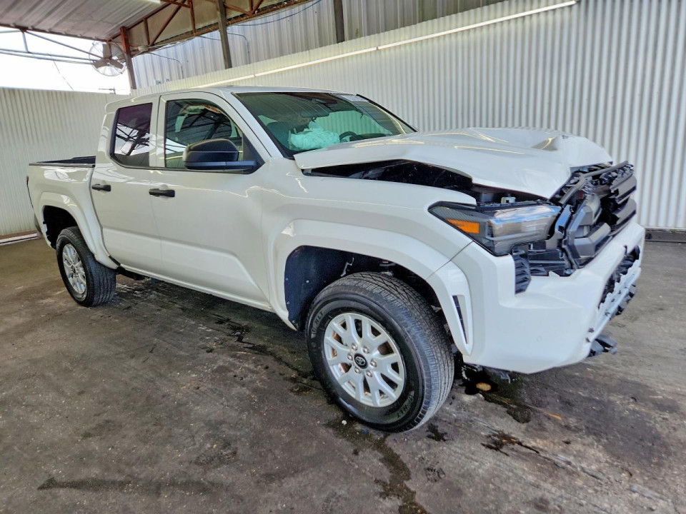 Toyota TACOMA 2025 — Copart