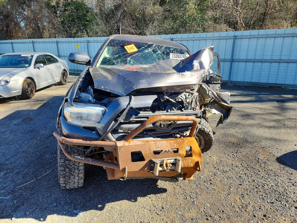 Toyota TACOMA 2017 — Copart