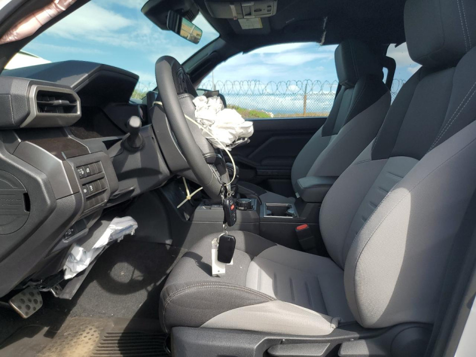 Toyota TACOMA 2025 — Copart