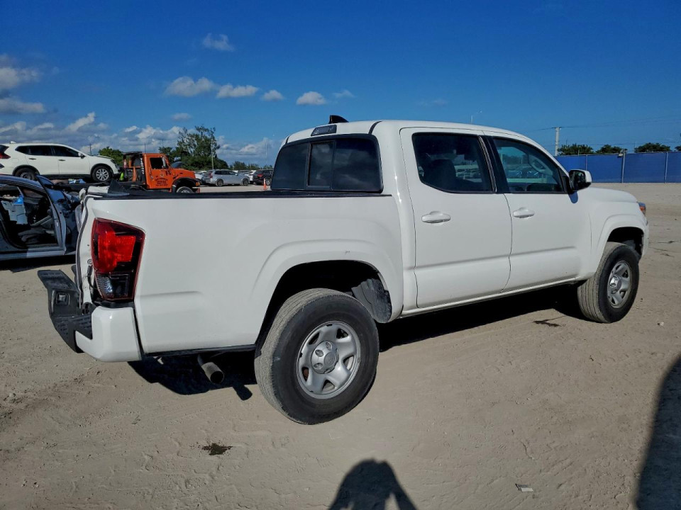Toyota TACOMA 2022 — Copart