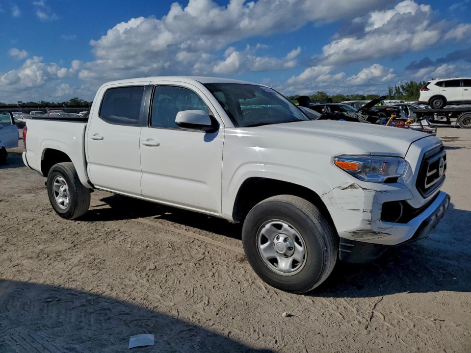 Toyota TACOMA 2022 — Copart