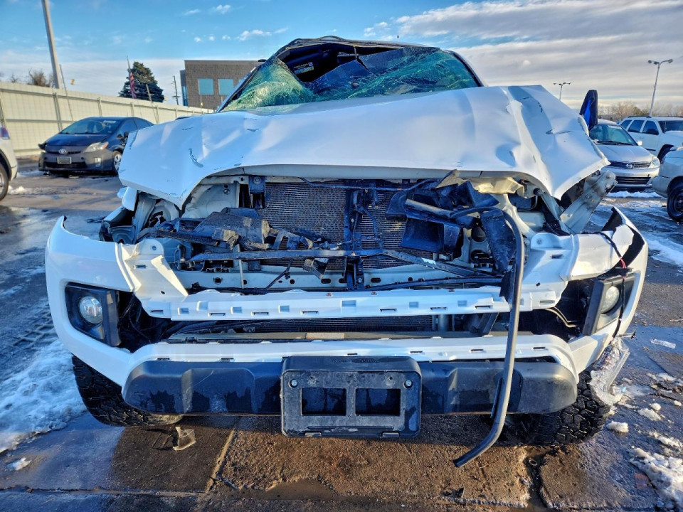 Toyota TACOMA 2017 — Copart