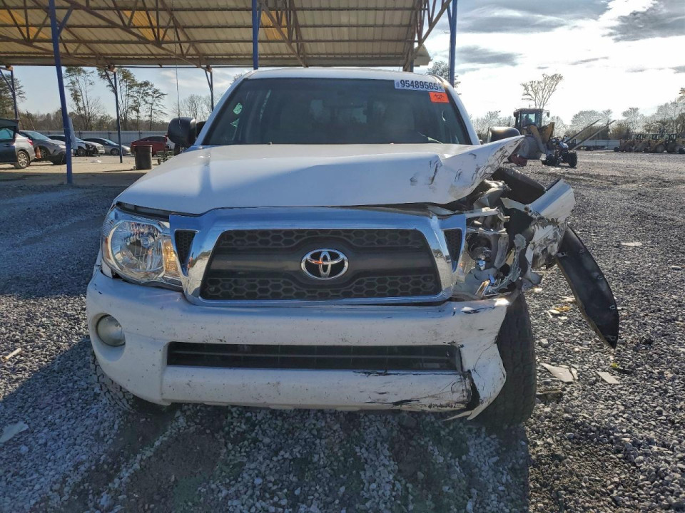 Toyota TACOMA 2011 — Copart
