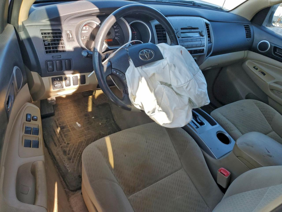 Toyota TACOMA 2011 — Copart