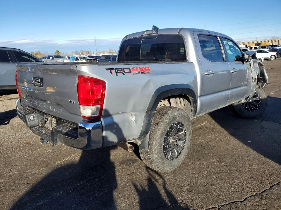 Toyota TACOMA 2017 — Copart
