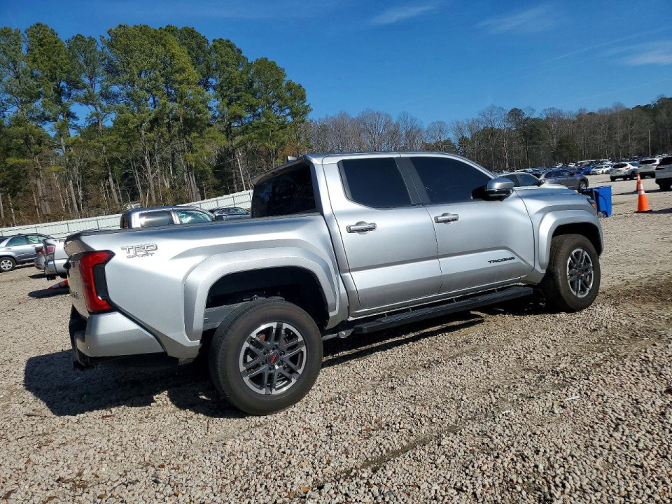 Toyota TACOMA 2024 — Copart