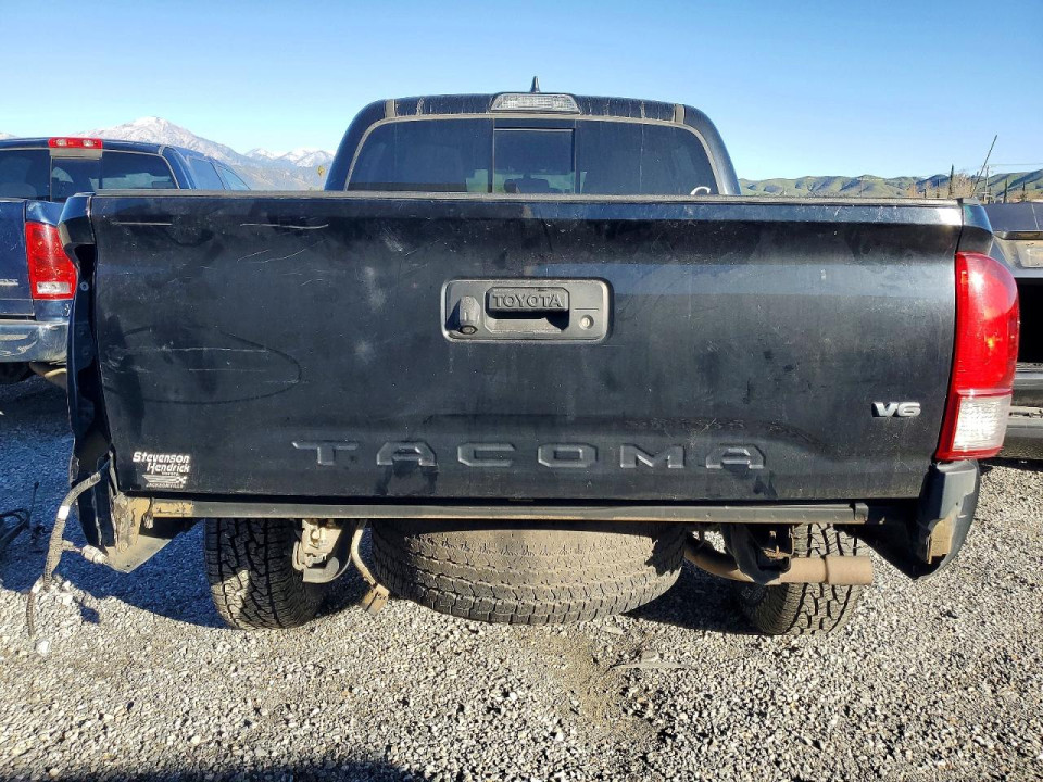 Toyota TACOMA 2017 — Copart