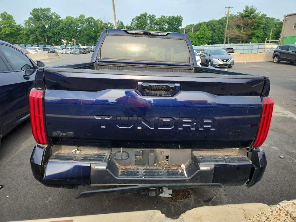 Toyota TUNDRA 2024 — Copart
