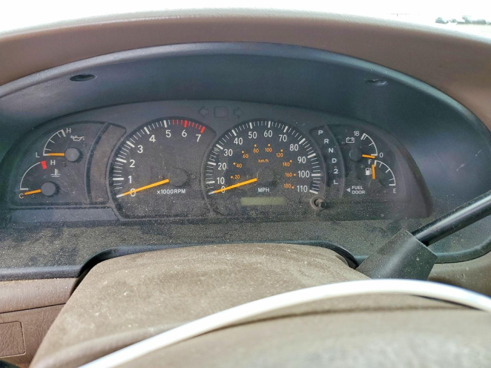 Toyota TUNDRA 2002 — Copart