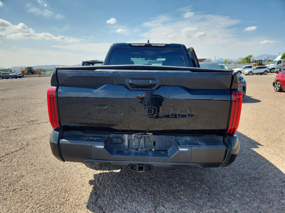 Toyota TUNDRA 2025 — Copart