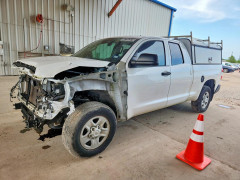 Toyota TUNDRA 2020