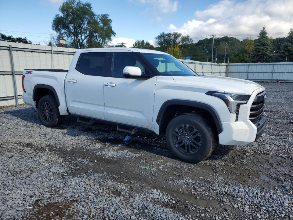 Toyota TUNDRA 2024 — Copart