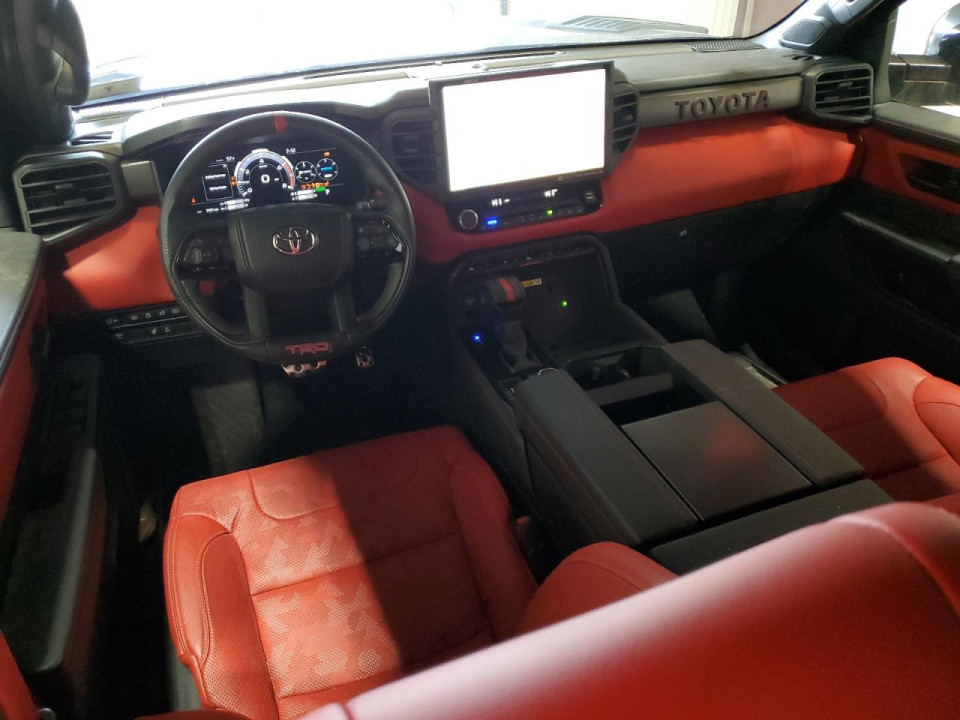 Toyota TUNDRA 2024 — Copart