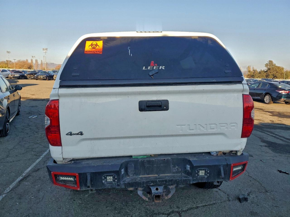 Toyota TUNDRA 2017 — Copart