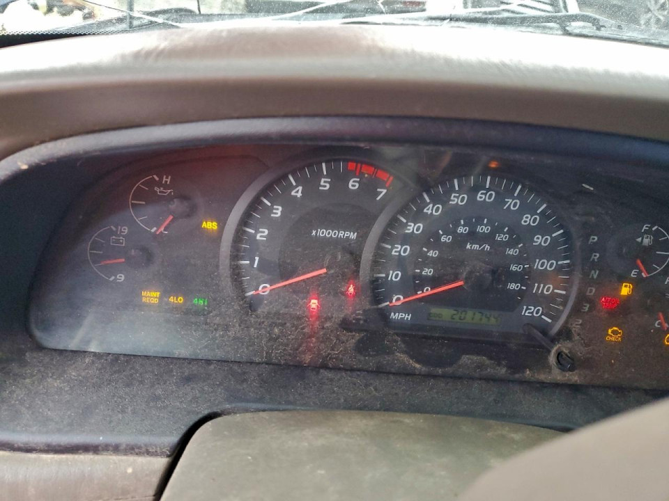 Toyota TUNDRA 2005 — Copart