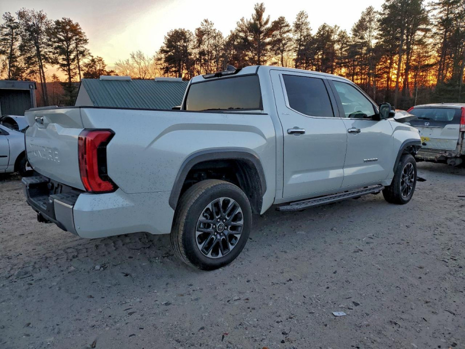 Toyota TUNDRA 2024 — Copart