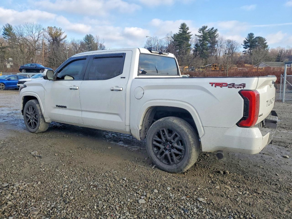 Toyota TUNDRA 2024 — Copart