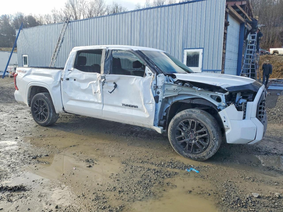 Toyota TUNDRA 2024 — Copart