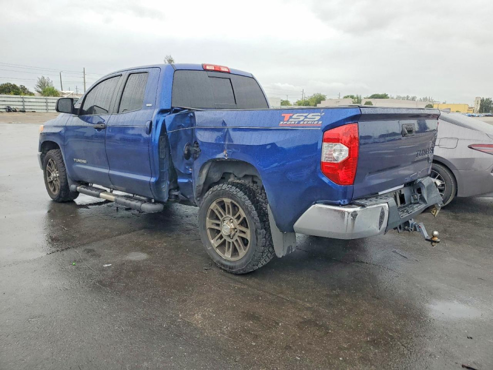 Toyota TUNDRA 2015 — Copart